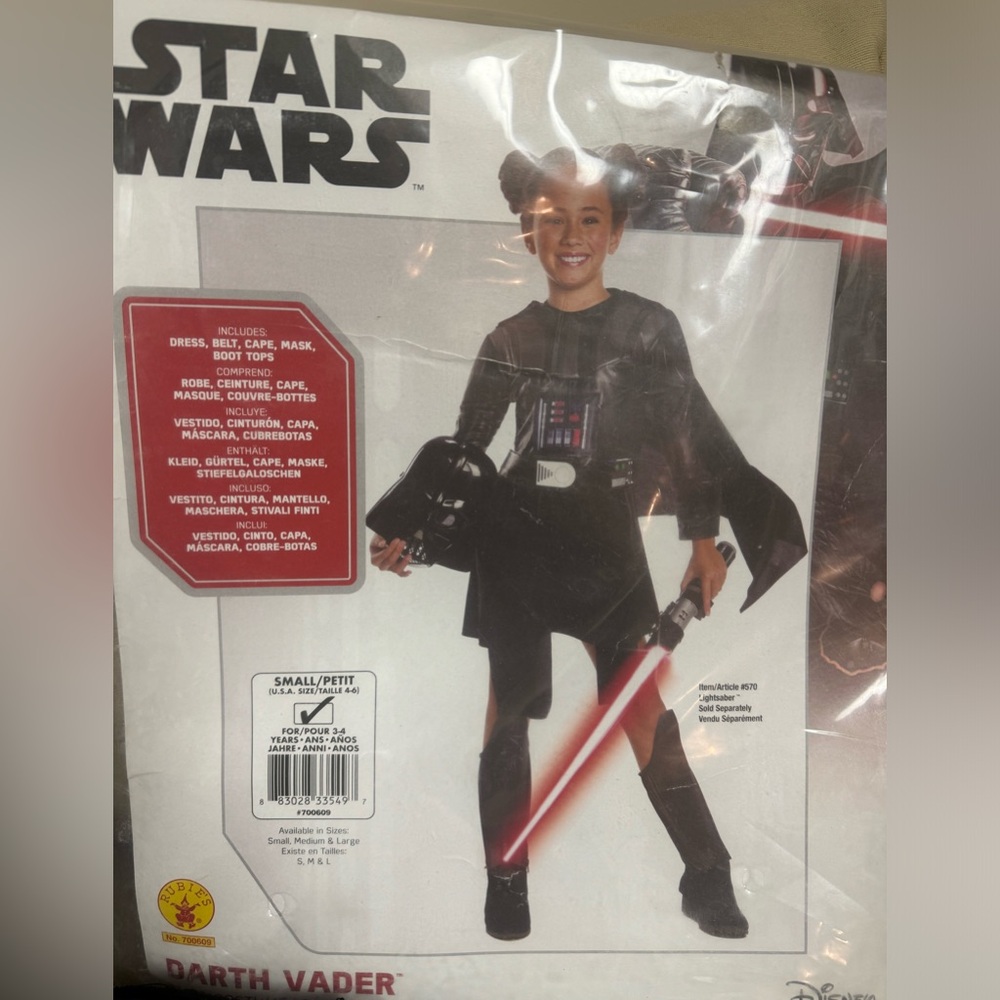 Darth Vader Halloween costume - girl